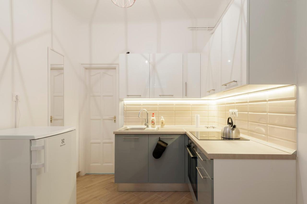 A Twist Of Nature Apartment บูดาเปสต์ ภายนอก รูปภาพ