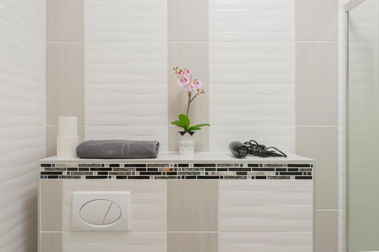 A Twist Of Nature Apartment บูดาเปสต์ ภายนอก รูปภาพ