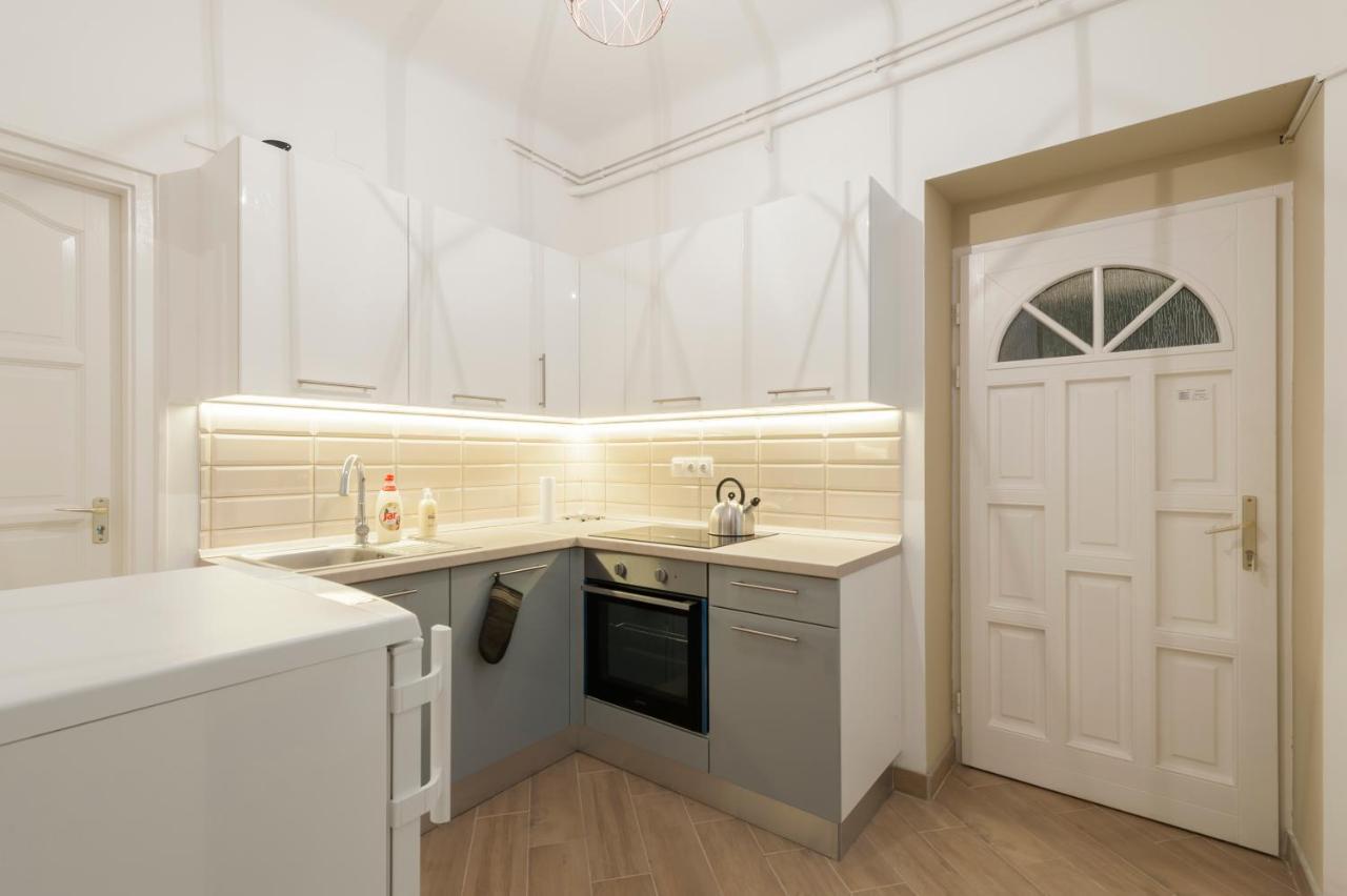 A Twist Of Nature Apartment บูดาเปสต์ ภายนอก รูปภาพ
